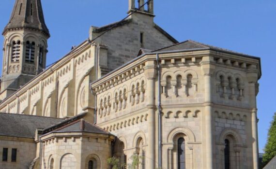 A Vagabond Life: Ultimate Travel Guide