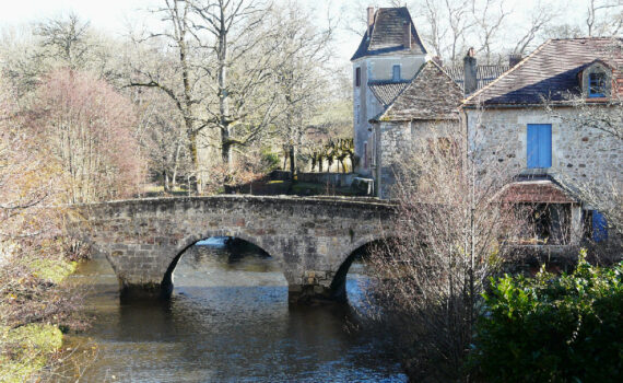 A Vagabond Life: Ultimate Travel Guide