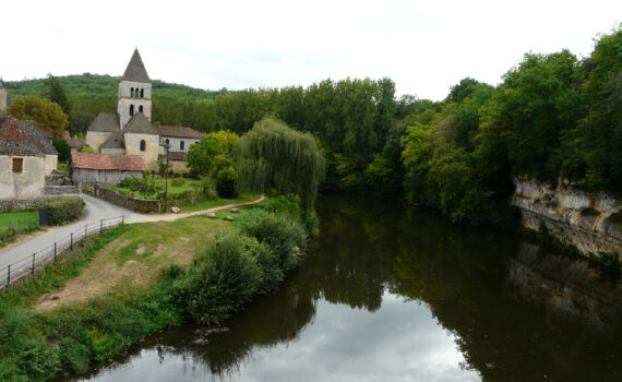 A Vagabond Life: Ultimate Travel Guide