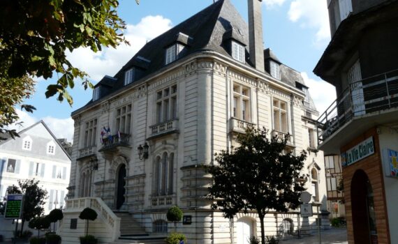 A Vagabond Life: Ultimate Travel Guide