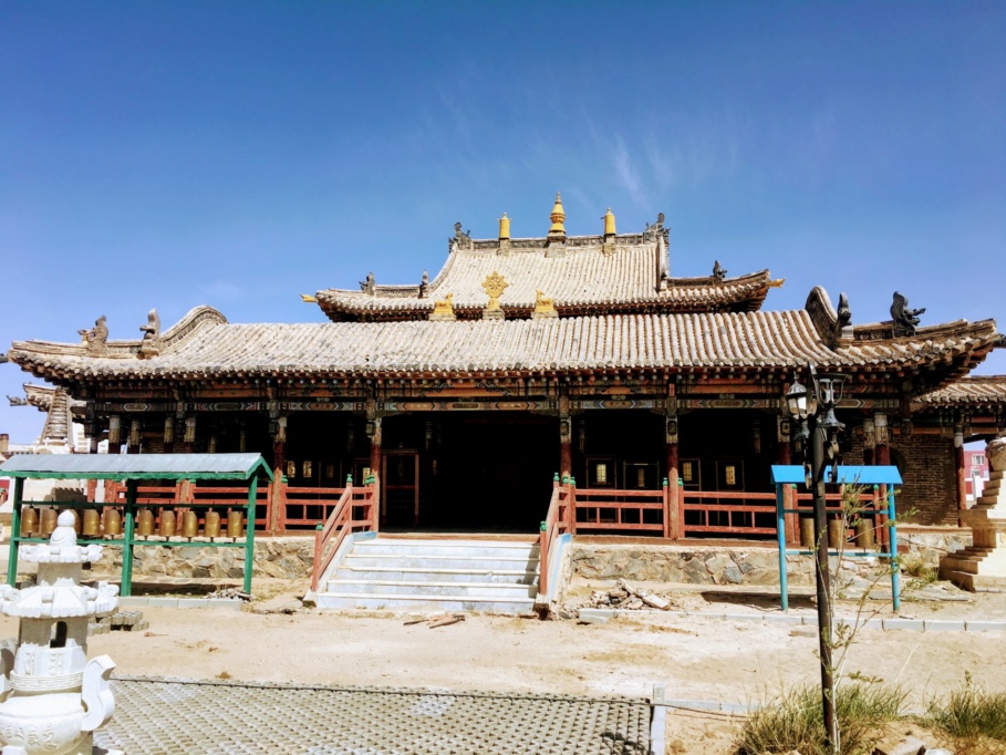 Mongolia_Gobi_Monastery