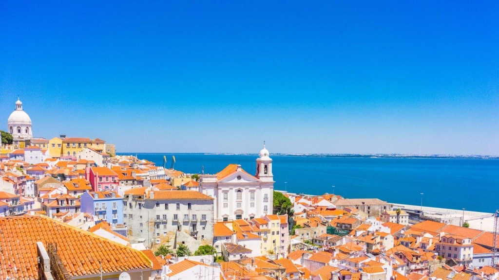 Portugal: The Ultimate Travel Guide