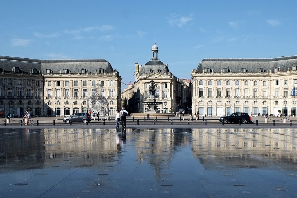 Bordeaux_France: The Ultimate Travel Guide