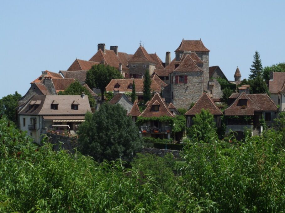 A Vagabond Life: Ultimate Travel Guide